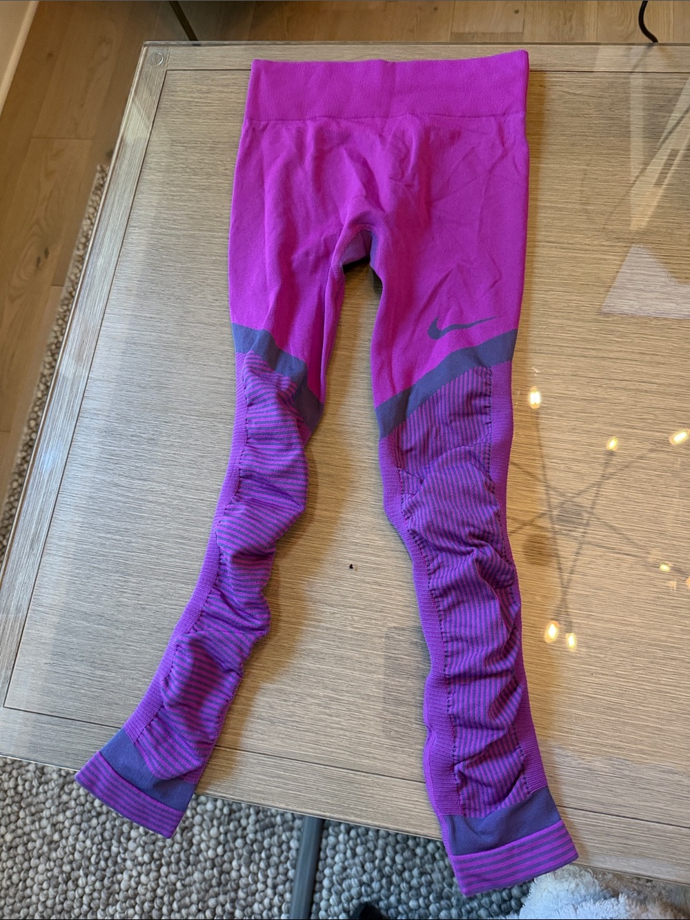 Nike Magenta Seamless Training Tights with Dark Gray Accents